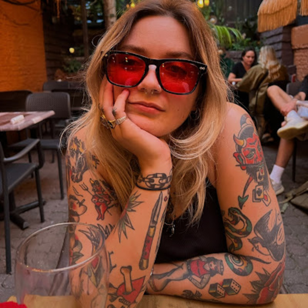 Meet your Posher, Alexe